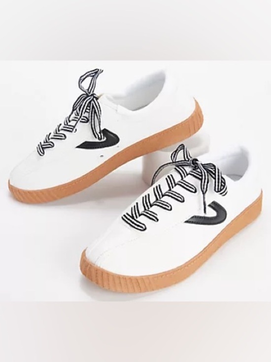 Tretorn Shoes - Tretorn Nylite Canvas Sneaker White and Black Gum
